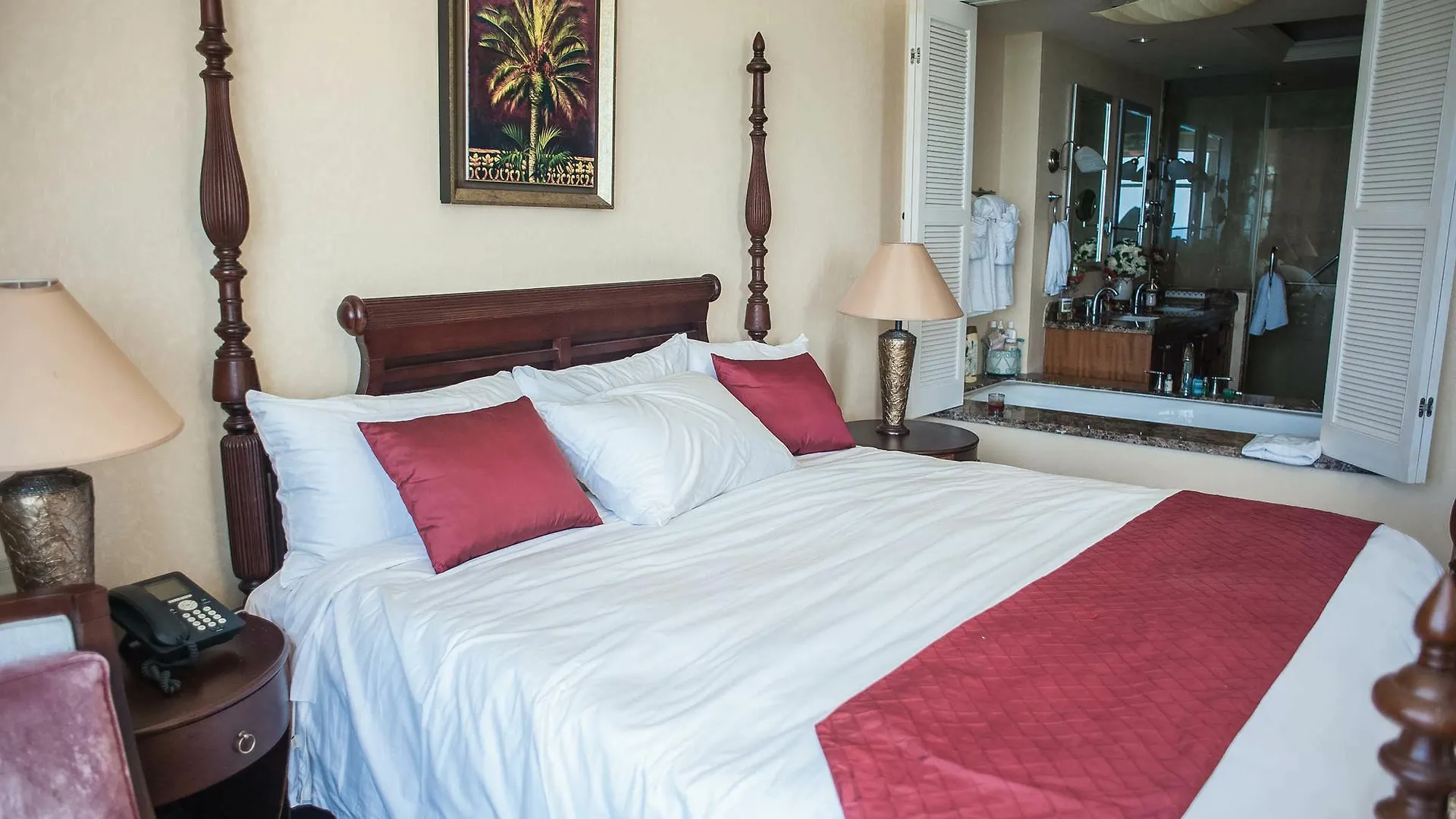 מונטגו ביי Palmyra Luxury Suites