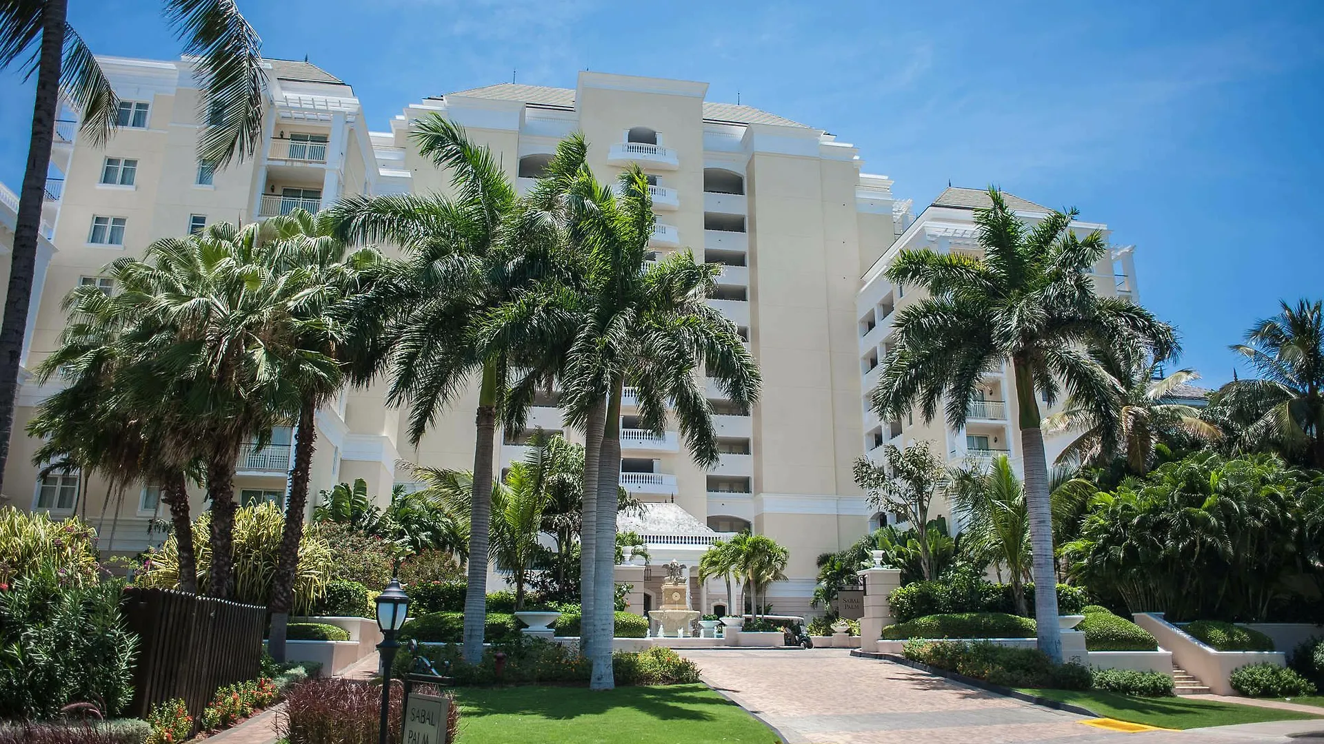 Palmyra Luxury Suites Montego Bay Apartment